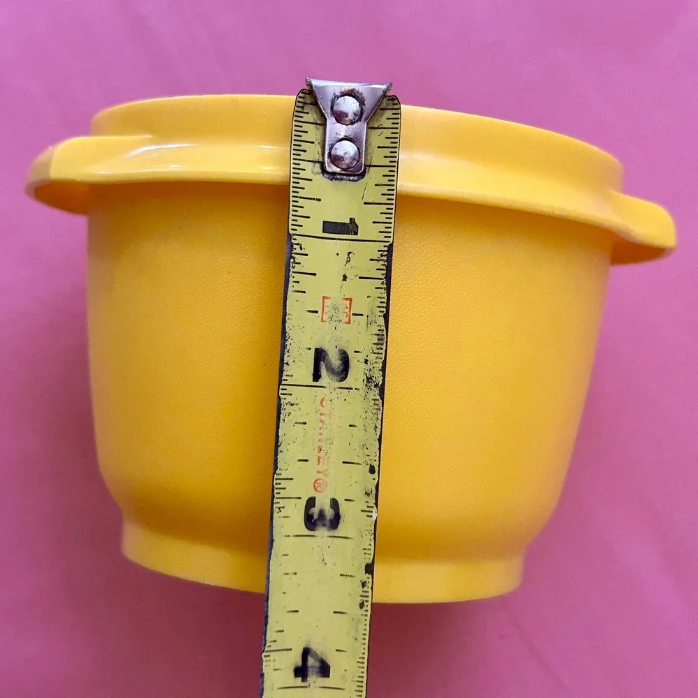 Vintage 1970's Tupperware Yellow Servalier Bowl #886-17 • NO LID • SEE PICS